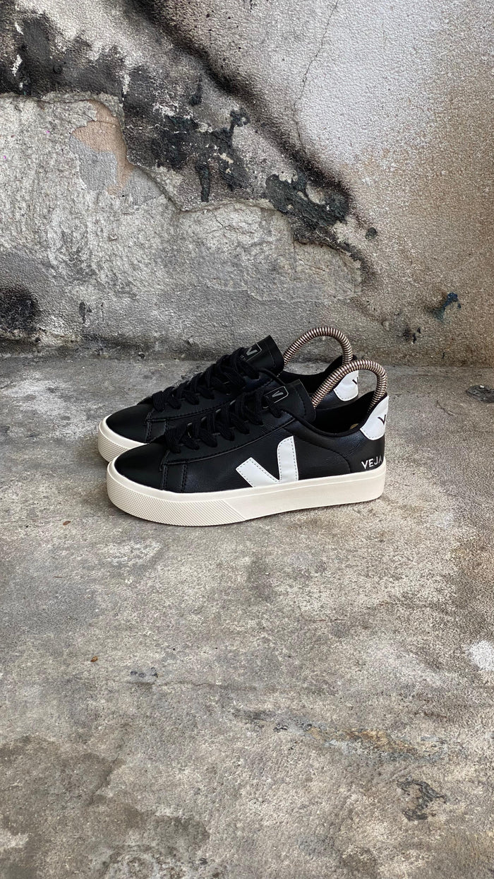 VEJA NEGRO BLANCO PROMO