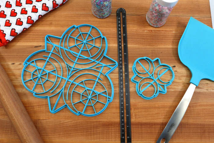 XL 12 Inch Zora Sapphire Cookie Cutter -  Zelda Cookie Cake  - Breathe of the Wild Cookie Cutter /  Nintendo Gift