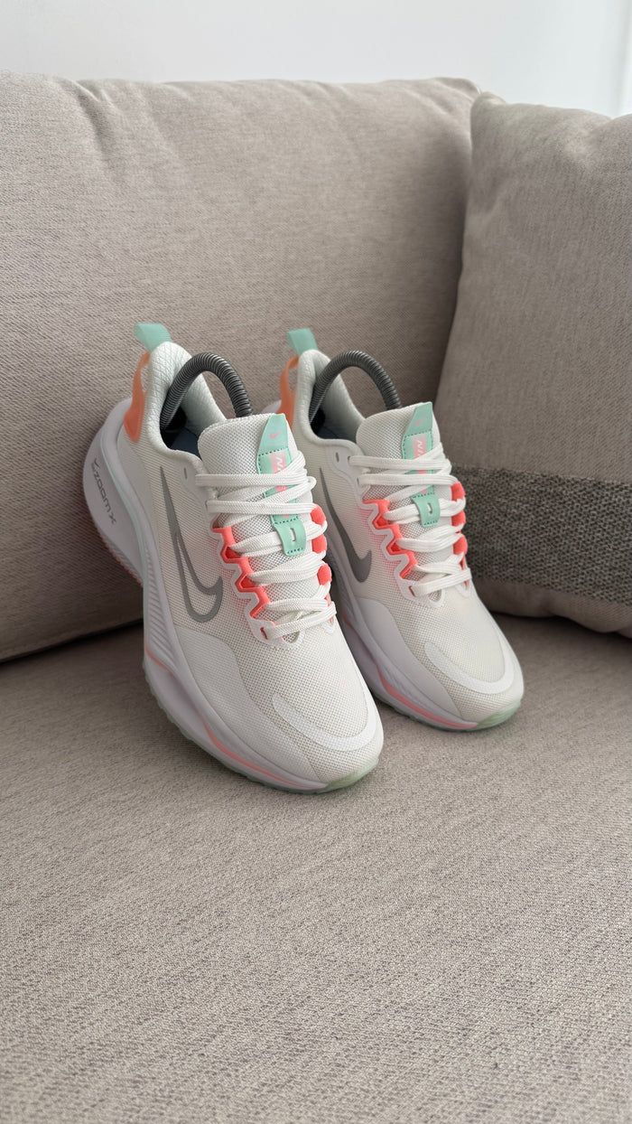NIKE ZOOM CARITA BLANCO COLOR PROMO