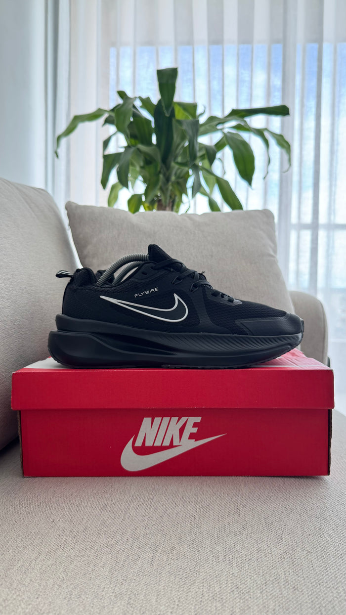 NIKE ZOOM FLY NEGRO PROMO