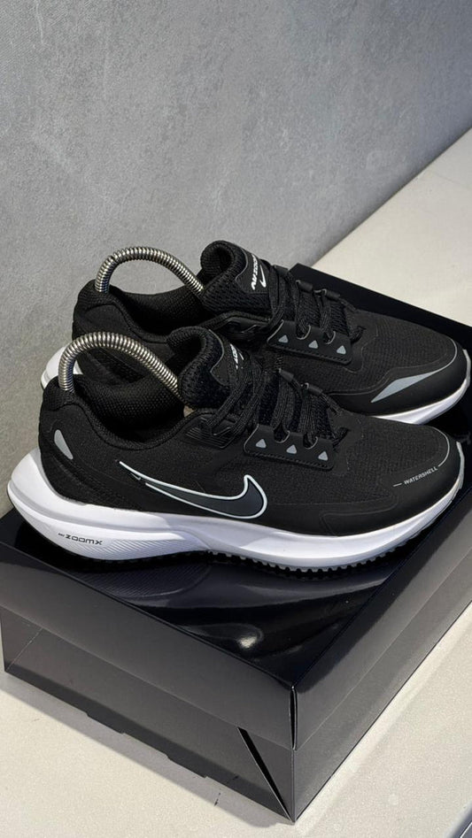 NIKE ZOOM NEGRO CHULO BLANCO PROMO